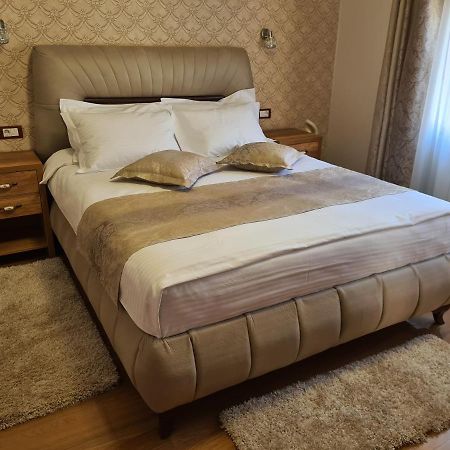 Apartmani Rajin Vrsac Luaran gambar